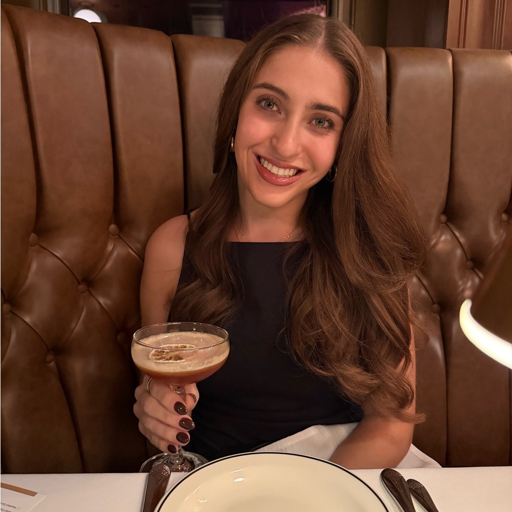 Meet your Posher, Lydia